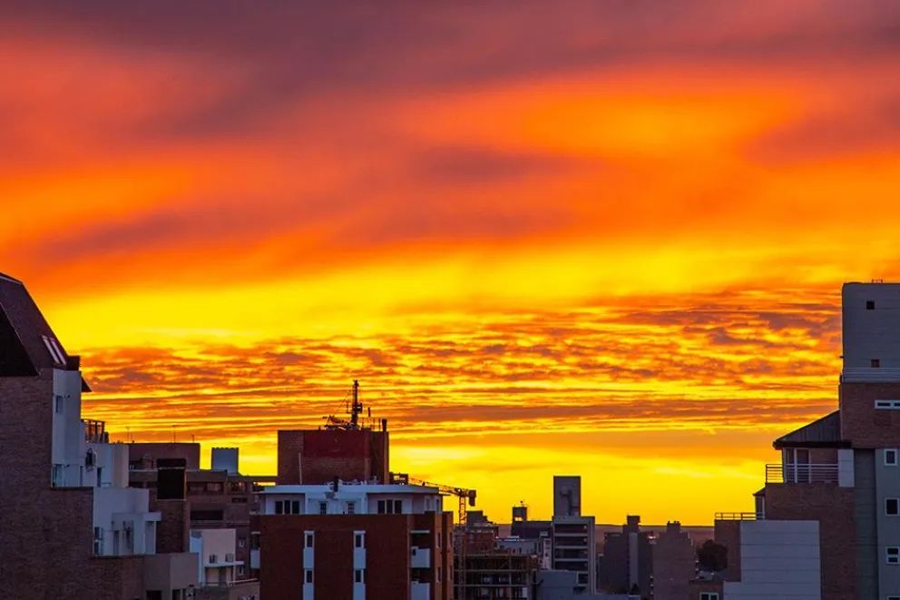 Cielos Neuquinos: El amanecer