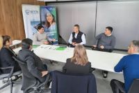 Gobierno y la Universidad de Flores impulsarán proyectos académicos, científicos y culturales