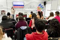 Emprendedurismo joven: ofrecen capacitación sobre herramientas de IA para fortalecer proyectos