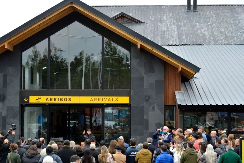 Aeropuerto Chapelco: “Dijimos que lo íbamos a inaugurar antes de la temporada y estamos cumpliendo”
