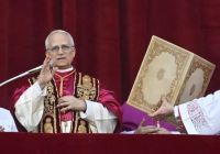 El Papa dijo que hay una “plaga de abusadores sexuales" y pidió responder con “justicia y reparación”