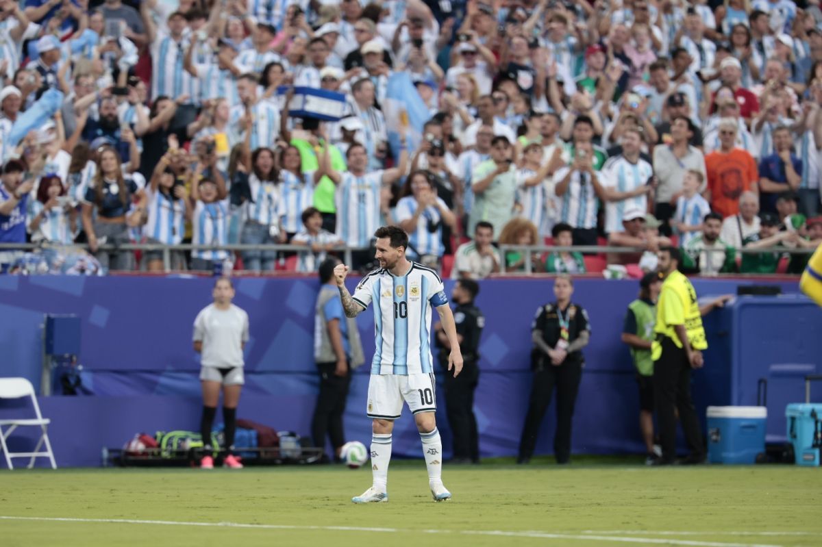 Tamaño estreno: Con tres goles de Messi, Argentina goleó a Argelia en su debut de la Copa del Mundo 2026 
