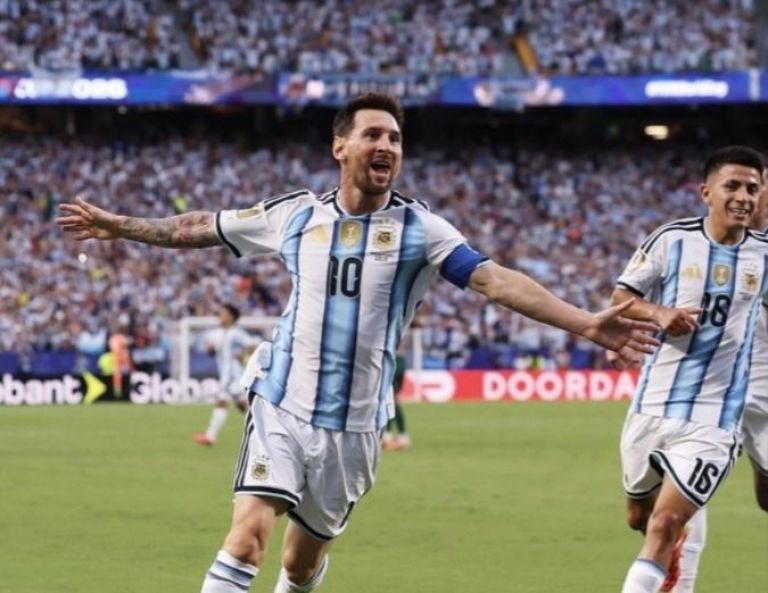 Tamaño estreno: Con tres goles de Messi, Argentina goleó a Argelia en su debut de la Copa del Mundo 2026 