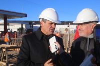 Gaido informó el nuevo avance del viaducto de la Gran Avenida en la zona de los puentes