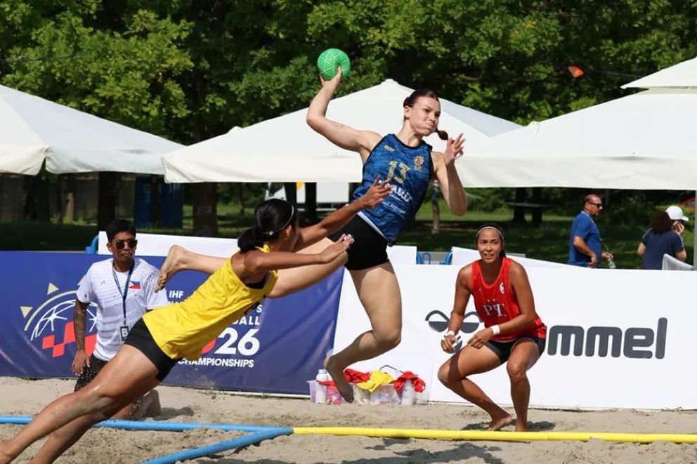 Con presencia neuquina, seleccionados argentinos de beach handball avanzaron a cuartos de final