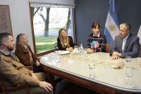 Provincia entregó las escrituras a dos emprendimientos emblemáticos de Villa Traful