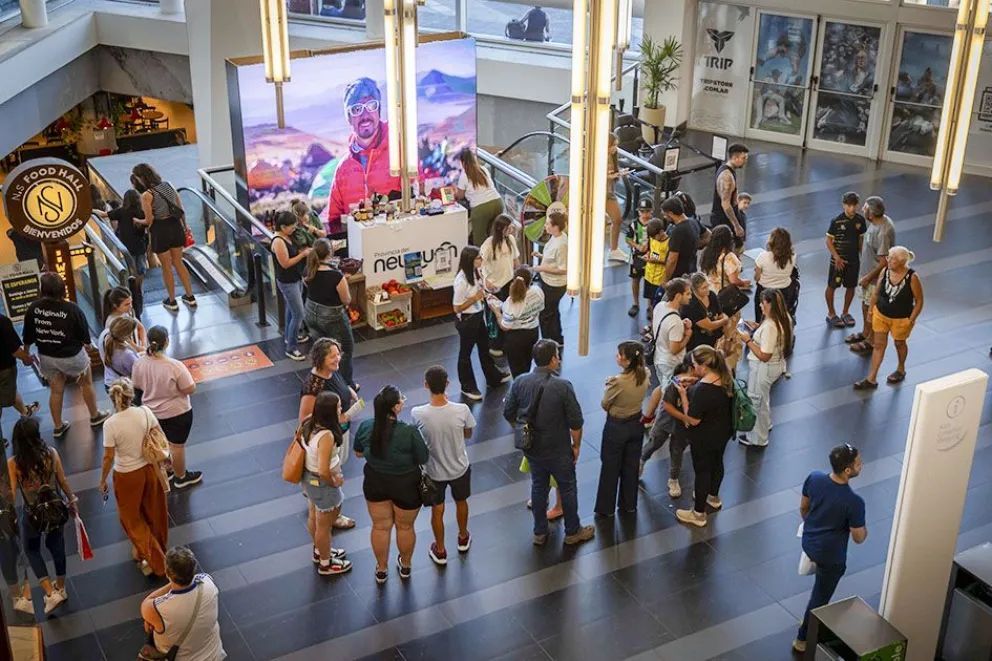Neuquén lleva la experiencia de la nieve al Alto Comahue Shopping