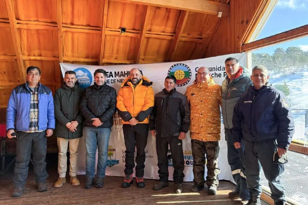 Batea Mahuida estrenó la temporada de invierno 2026 con buena nieve en sus pistas