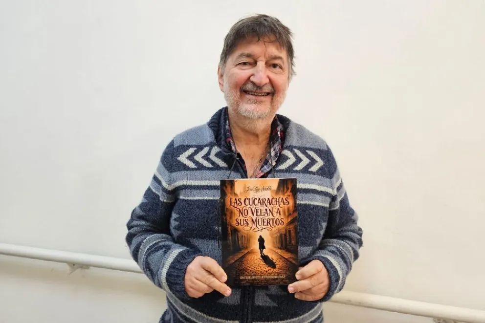 El ciclo Gente de Palabra presenta el libro “Las cucarachas no velan a sus muertos”