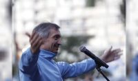 Por orden de Máximo Kirchner, La Cámpora salió a pegarle a Kicillof