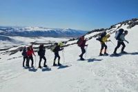 Un aula a cielo abierto recorre Neuquén para formar a los futuros guías de trekking
