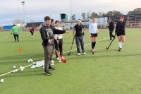 Más de 60 jóvenes participaron del Campus de Hockey de Invierno