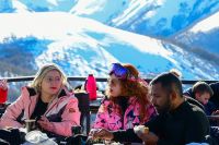 Cerro Bayo: una experiencia para disfrutar la nieve en familia, más allá del esquí