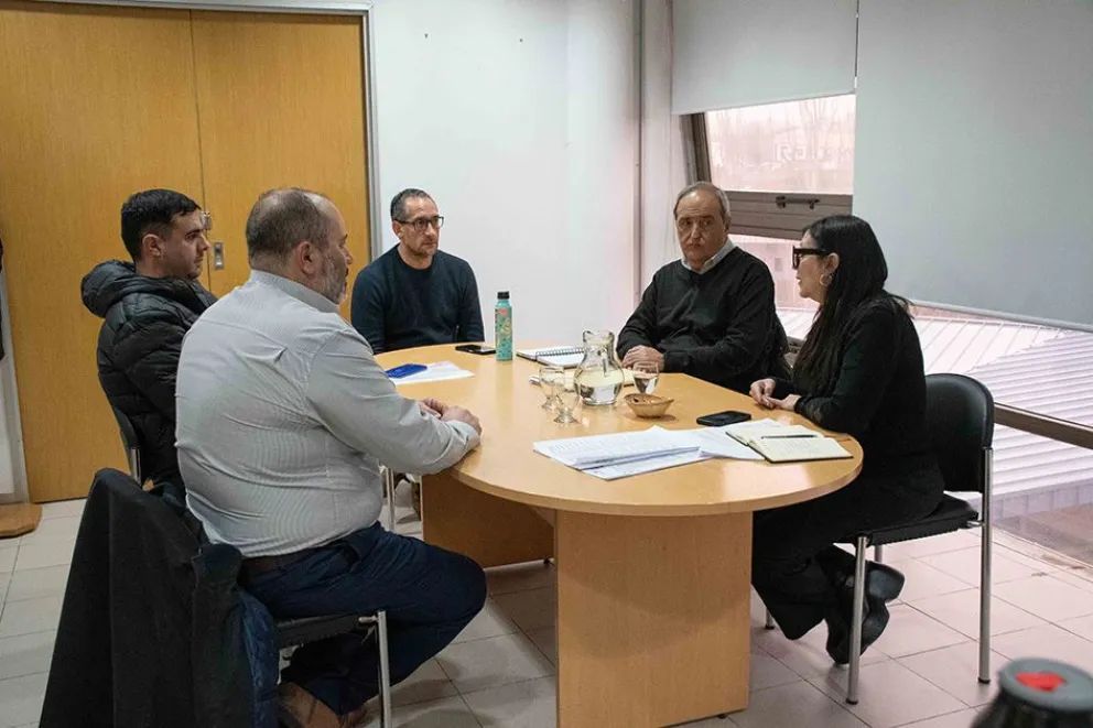 Vista Alegre: avanzan con proyectos de infraestructura para escuelas primarias y secundarias