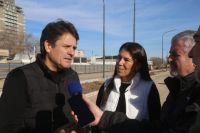 Gaido y Corroza recorrieron la Gran Avenida y supervisaron la colocación de las primeras luminarias