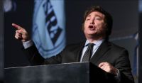 El Gobierno expulsará o impedirá el ingreso al país de extranjeros que inciten el odio contra la Argentina