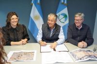 Construirán viviendas y centros integrales para personas mayores en otras dos localidades neuquinas