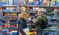 Entre el bolsillo y la pantalla: cómo compra el consumidor en este Día del Niño