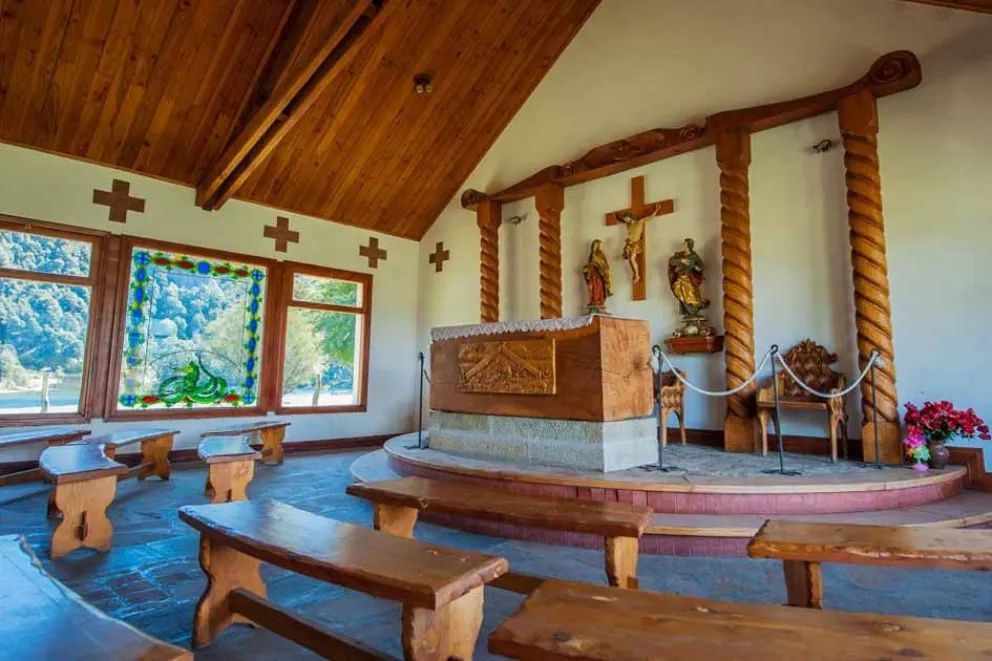 Capilla María Auxiliadora del Paimún, donde el paisaje es parte de la oración