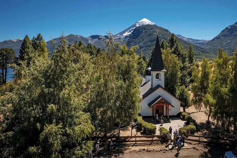 Capilla María Auxiliadora del Paimún, donde el paisaje es parte de la oración
