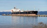 Tierra del Fuego denunció el amarre de un buque petrolero británico en Ushuaia