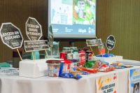 Capacitan en Alimentación Saludable a docentes de Educación Física