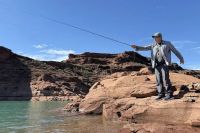 Un día en El Chocón: pesca, dinosaurios, sabores y paisajes para disfrutar en familia