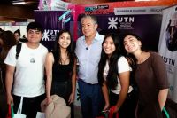 Multitudinaria primera jornada de la Expovocacional