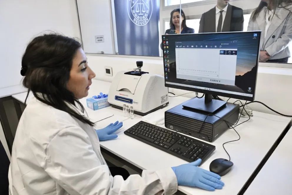 Neuquén ya tiene un laboratorio toxicológico propio para investigar y combatir el tráfico de drogas