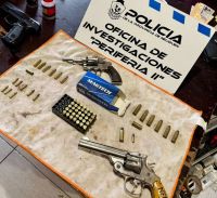 El narcotráfico se combate en toda la provincia: armas y droga secuestradas en Zapala