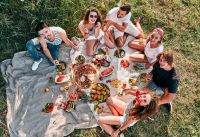 El regreso del picnic: la primavera invita a volver a comer al aire libre