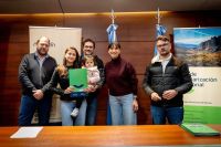 Otorgaron 27 permisos de ocupación a familias de Centenario que llevaban años esperando