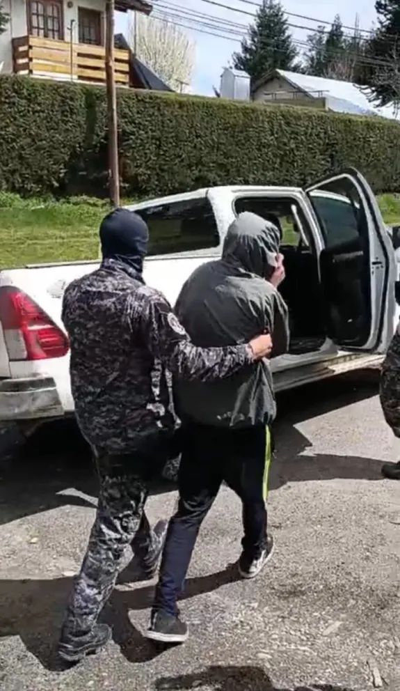Refuerzan la lucha contra el microtráfico con cinco allanamientos en Villa La Angostura