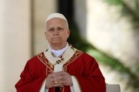 El Papa León XIV fue operado con "éxito" de un adenocarcinoma pulmonar