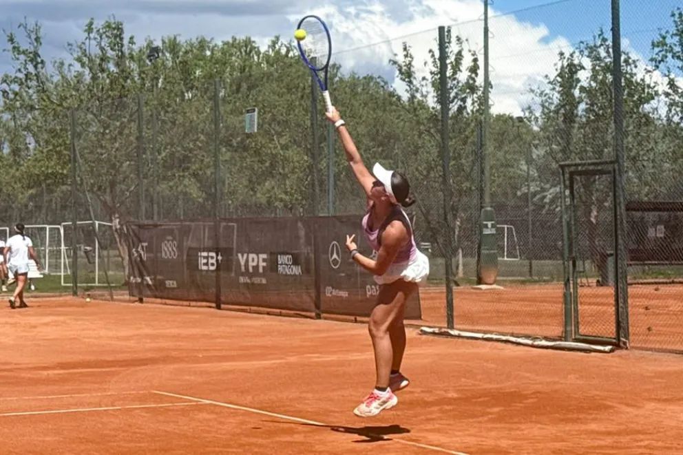 Ya se juega en el Rincón Club de Campo el circuito mundial femenino de tenis 