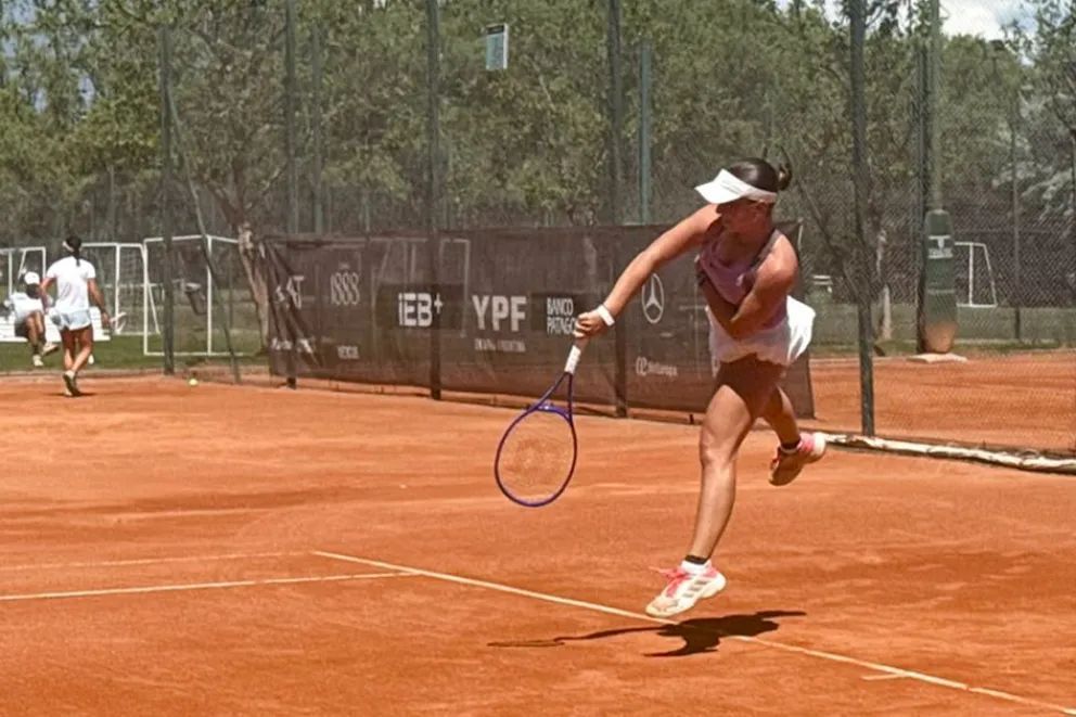 Ya se juega en el Rincón Club de Campo el circuito mundial femenino de tenis 