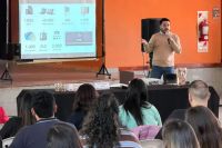 Cerca de 100 docentes debatieron la articulación entre matemática e informática en Secundaria